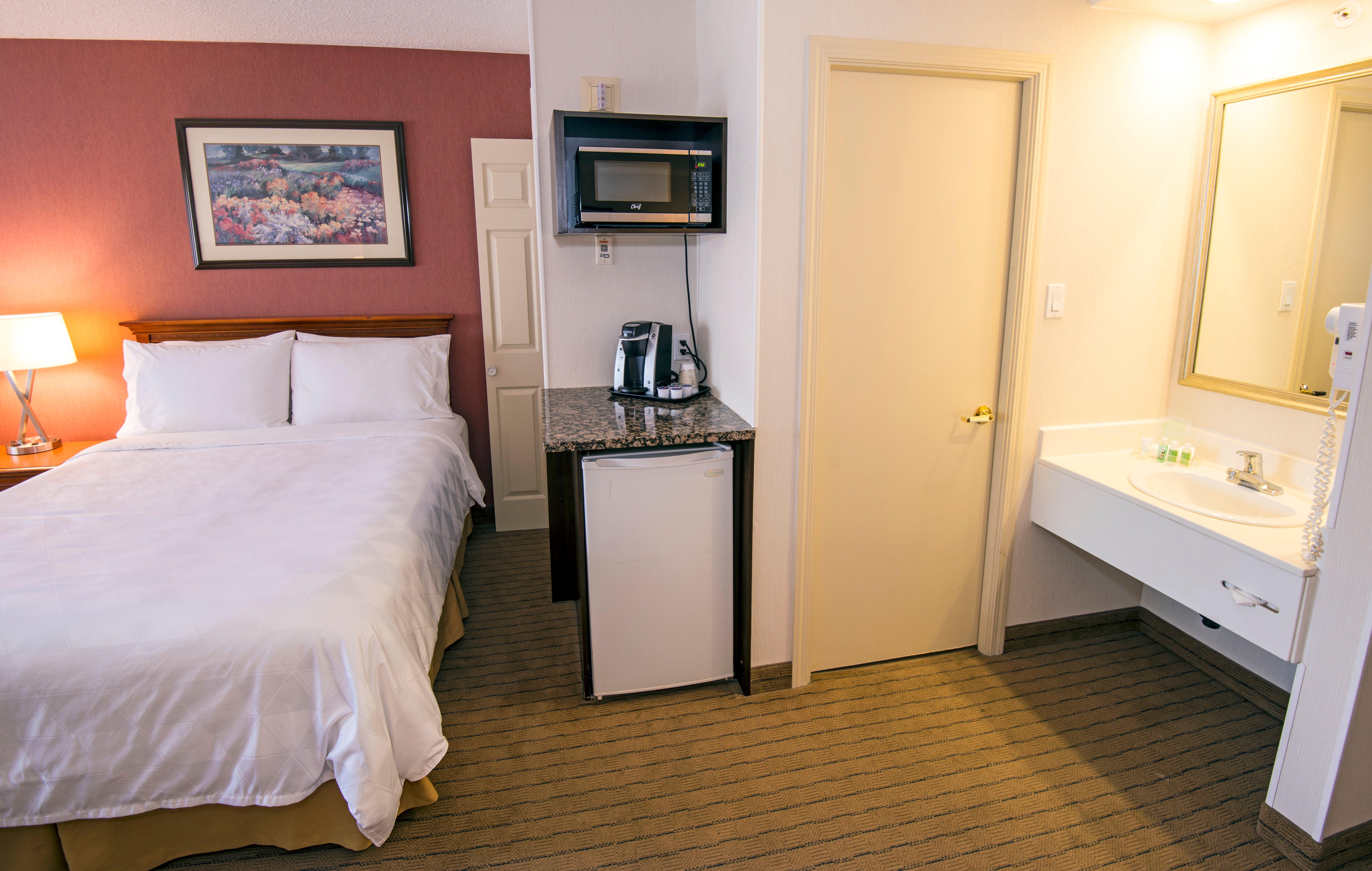 Holiday Inn Hinton By Ihg Экстерьер фото