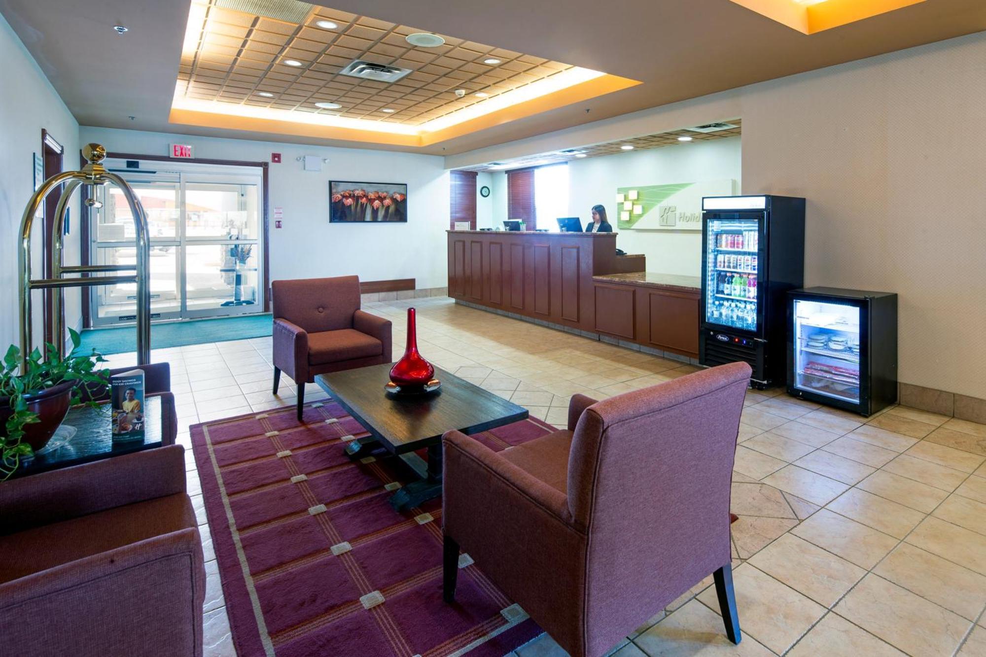 Holiday Inn Hinton By Ihg Экстерьер фото