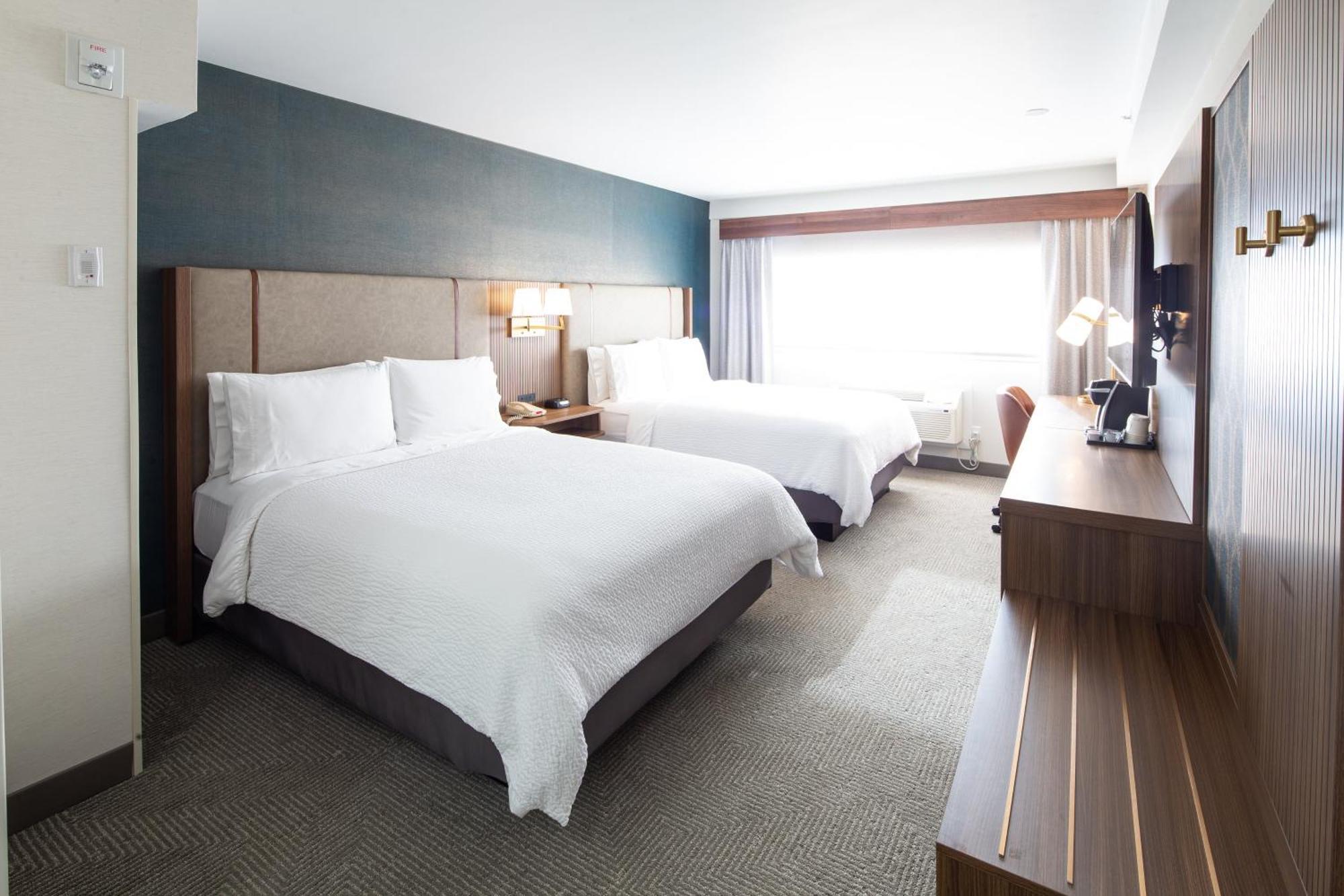Holiday Inn Hinton By Ihg Экстерьер фото