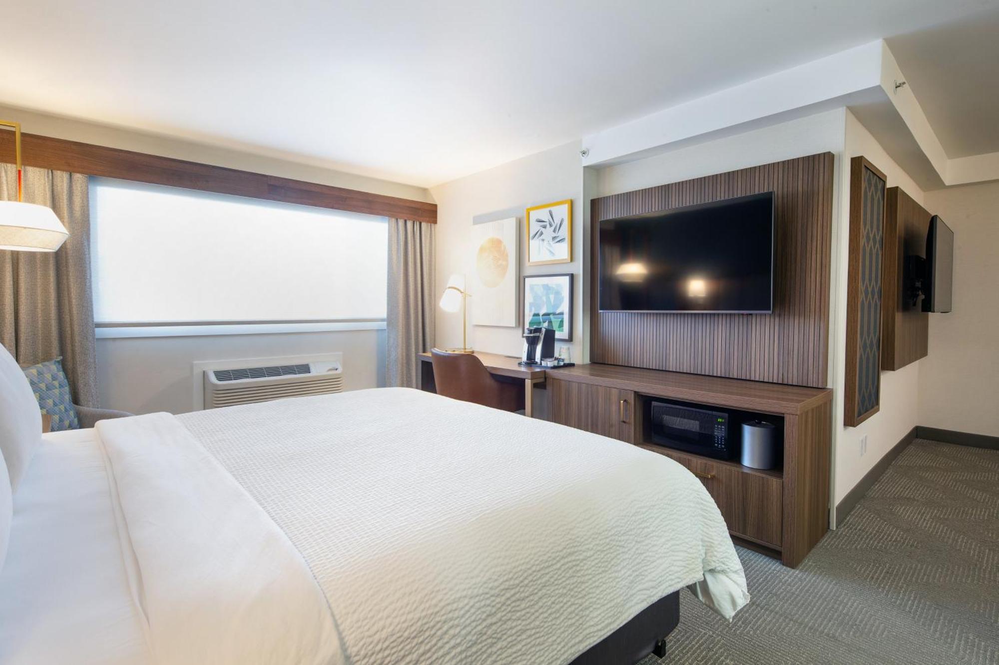 Holiday Inn Hinton By Ihg Экстерьер фото