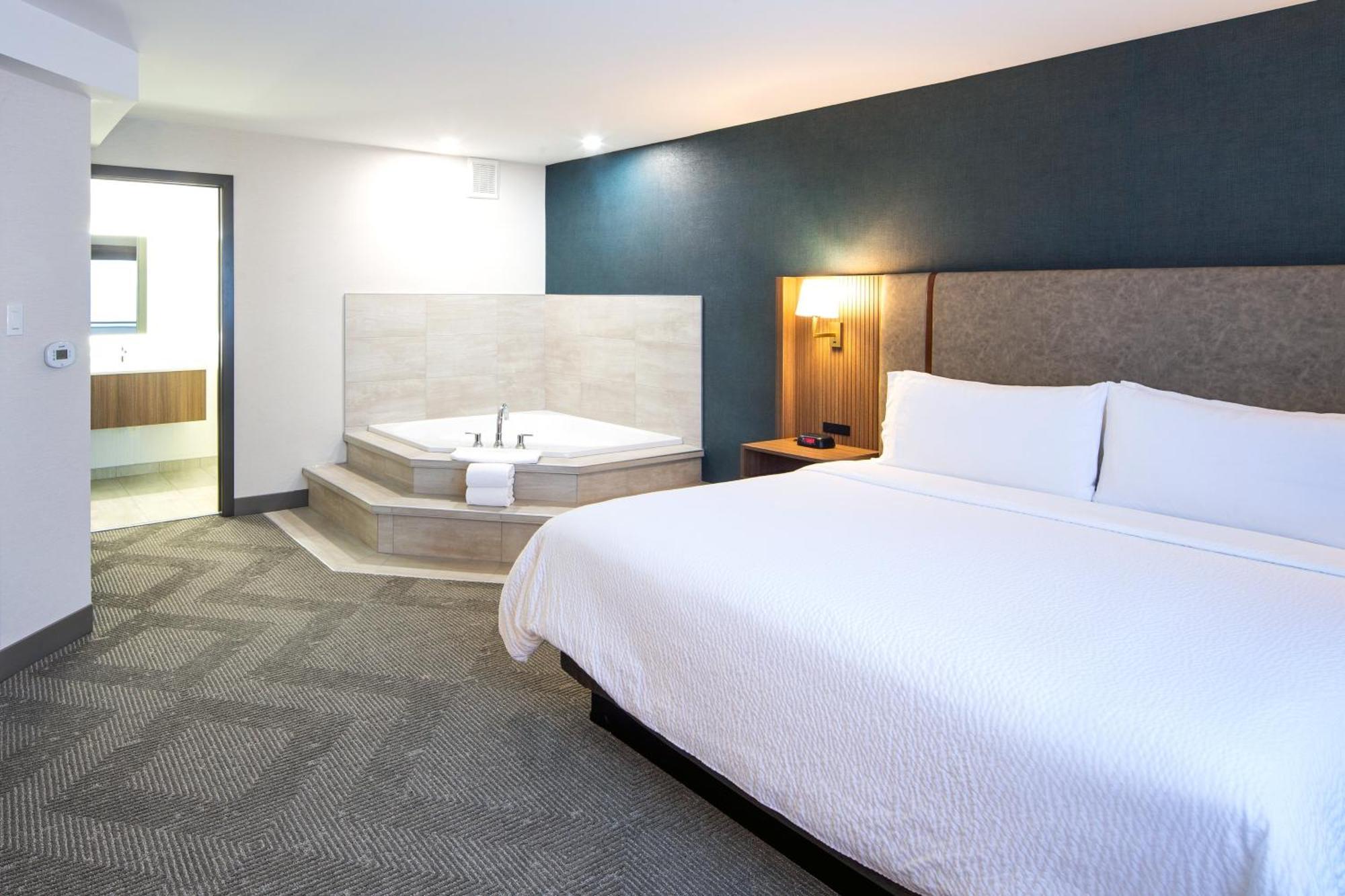 Holiday Inn Hinton By Ihg Экстерьер фото